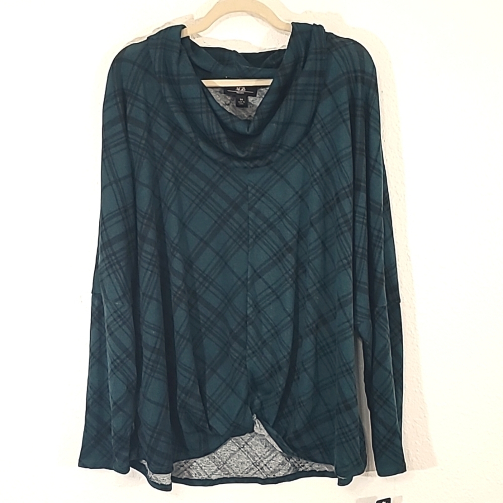 *NWT* AGB Woman Green/Black Super Soft Cowl Neck Long Sleeve Top, size 3X